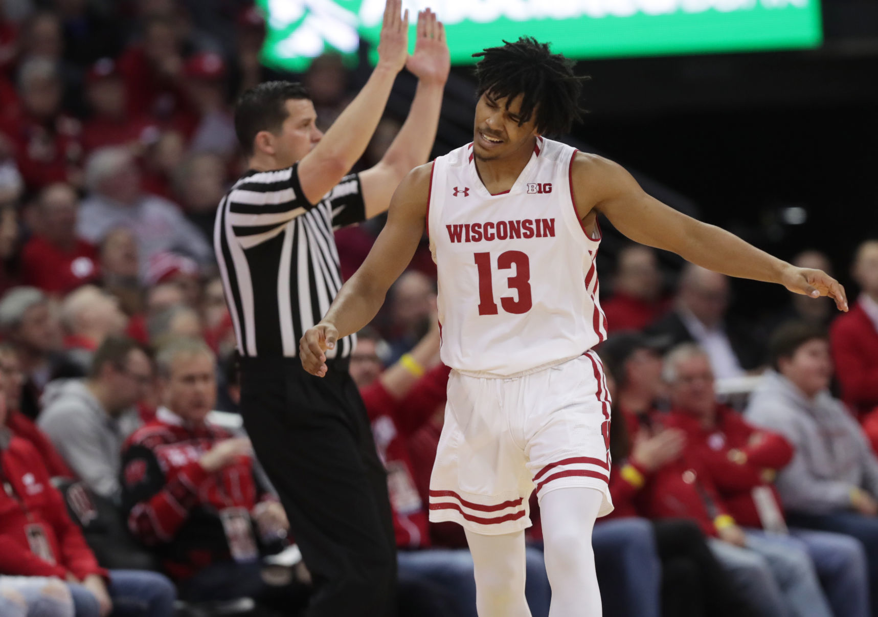 Badgers 101, Tigers 60